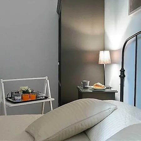 Jolie Bed and breakfast 3*