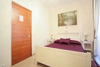 Jolie Bed & Breakfast